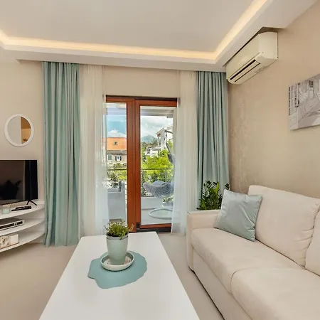 Apartments Dabinovic Kotor Buitenkant foto